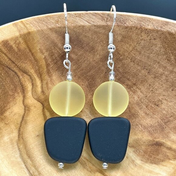 Sea Glass Earrings Yellow and Black Handmade - Picture 5 of 5